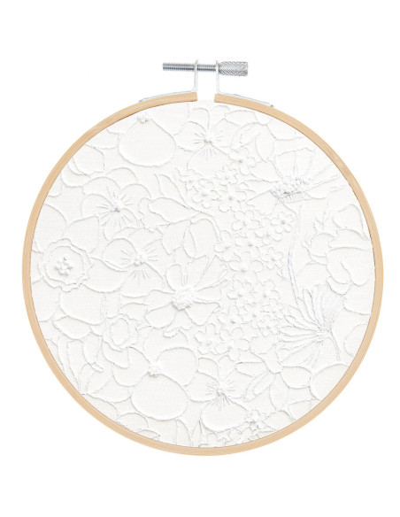 Stickpackung weisse Blume  Rico Design