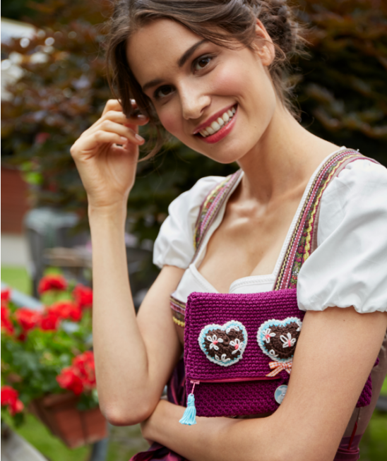Clutch mit Herzen